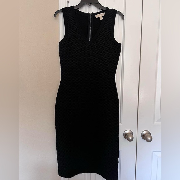 MK DRESS - Picture 1 of 4